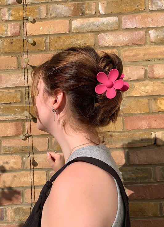 Dark Pink Retro Flower Claw Clip