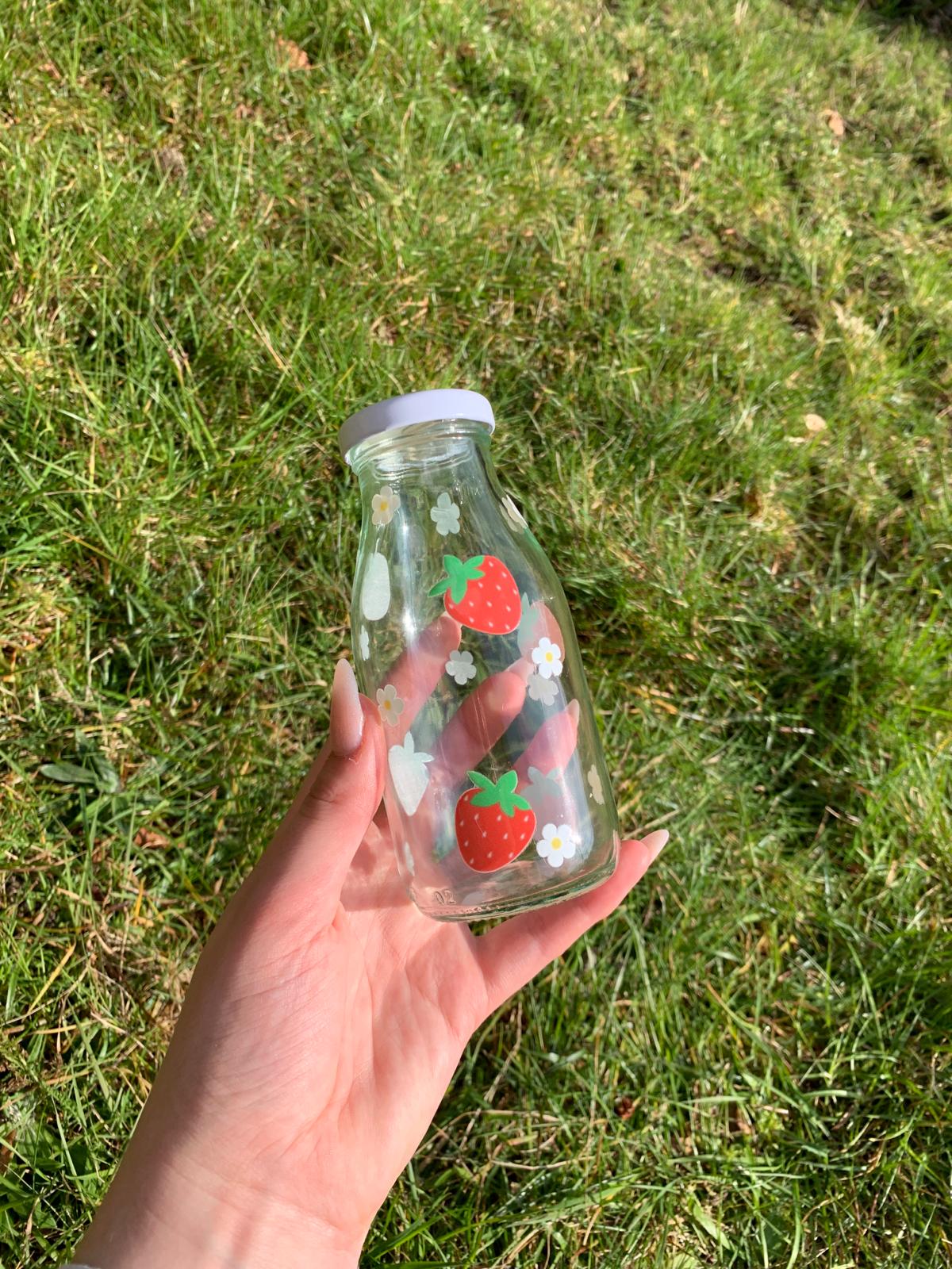 Strawberry Glass Bottle 250ml