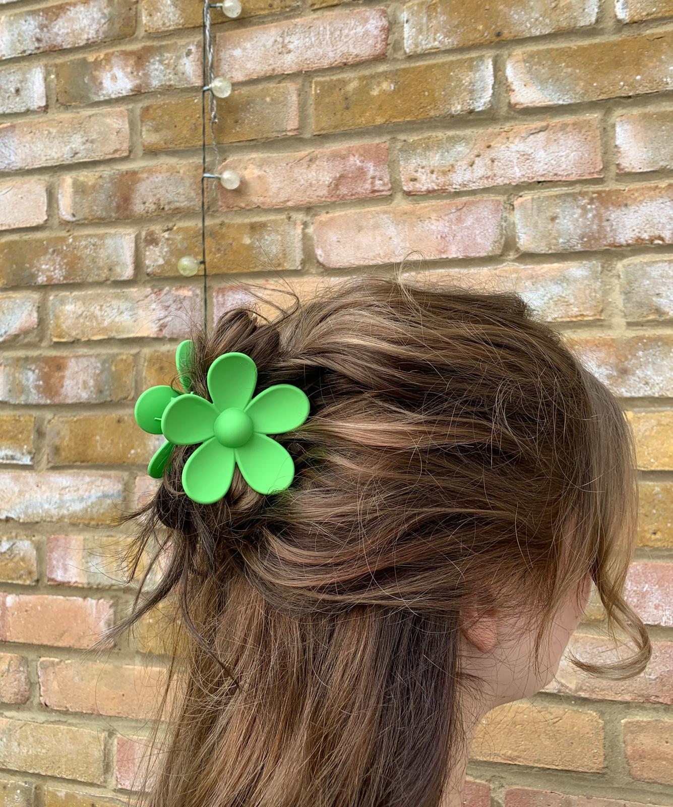 Lime Green Retro Flower Claw Clip