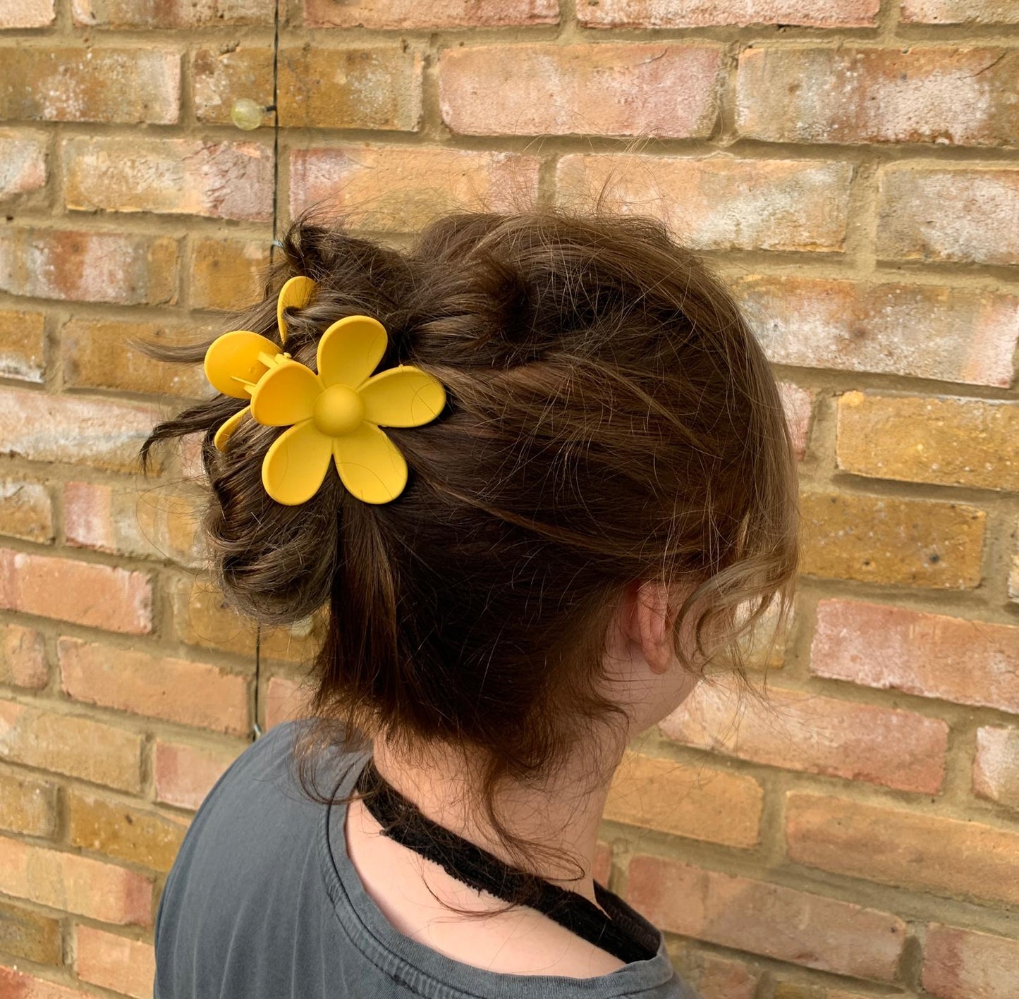 Yellow Retro Flower Claw Clip